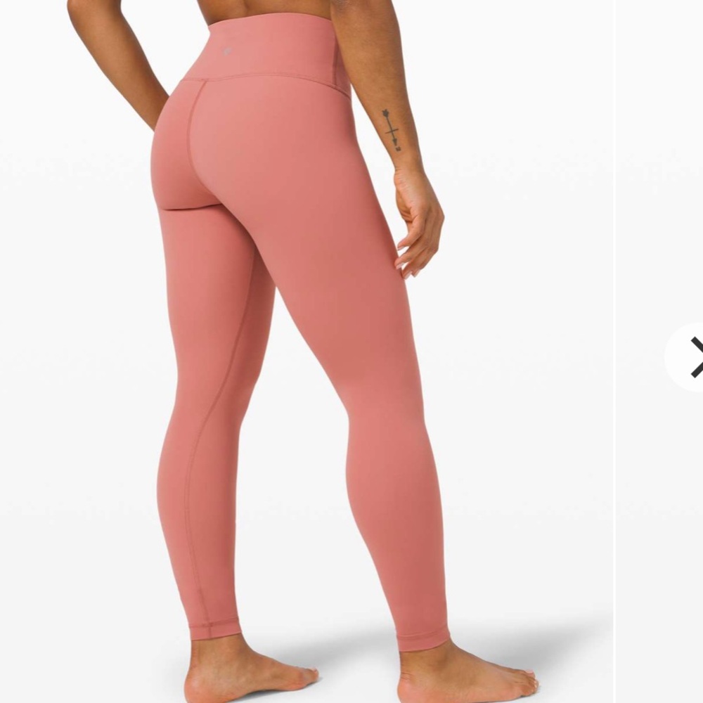 lululemon athletica “Wunder Under High Rise Tight 28”, Size 8